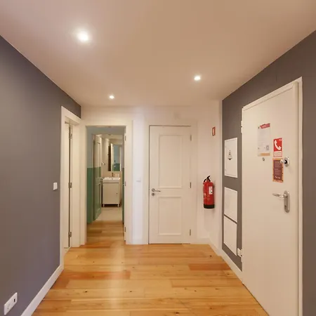 Flh Liberdade Spacious With Parking Apartment *