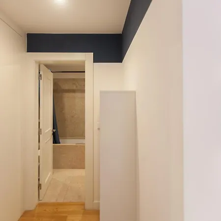 Apartment Flh Liberdade Spacious With Parking