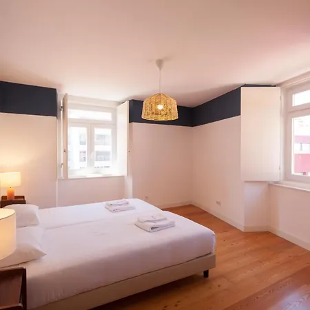 Flh Liberdade Spacious With Parking * Lisbon