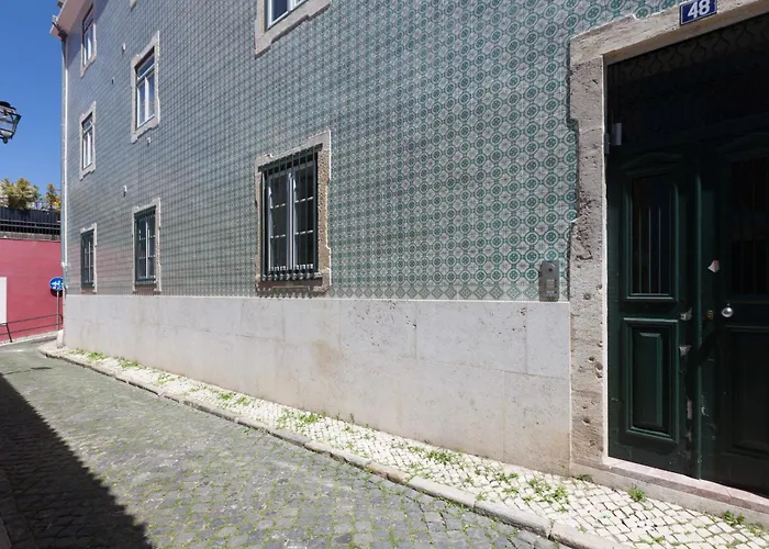 Flh Liberdade Spacious With Parking Apartment *