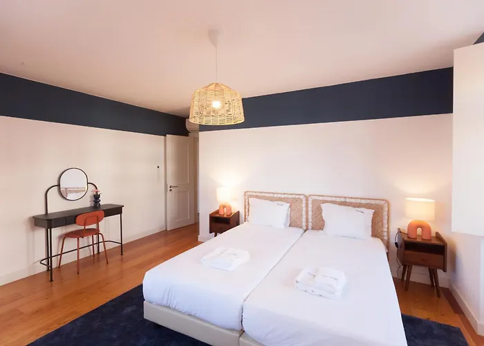 Flh Liberdade Spacious With Parking * Lisbon